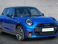 Used Mini John Cooper Works 231 HP (169 kW) 2025 Blue Hatchback