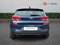 Used Hyundai i30 SE 140 HP (102 kW) 2017 Blue Hatchback