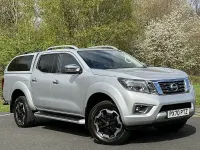 Begagnad Nissan Navara Tekna 190 HK (139 kW) 2020 Silver Pickup
