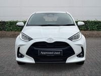 Used Toyota Yaris Hybrid Design 2025 White Hatchback