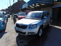 Używany Skoda Yeti 2015 Srebrny SUV