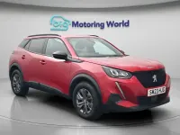 Used Peugeot 2008 Active+ 100 HP (73 kW) 2023 Red SUV
