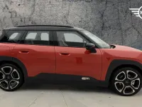 Używany Mini Aceman 133 kW (181 KM) 2025 Czerwony SUV