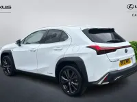 Usado Lexus UX Sport Line 184 HP (135 kW) 2021 Branco SUV