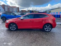 Used Volvo V40 R-Design 190 HP (139 kW) 2014 Red Hatchback