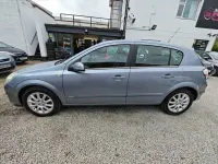 Used Vauxhall Astra Design Edition 103 HP (75 kW) 2006 Silver Hatchback