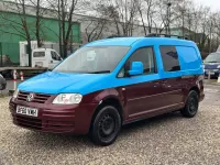 Usado VW Caddy 104 HP (76 kW) 2010 Azul Monovolume