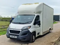 Begagnad Peugeot Boxer 130 HK (95 kW) 2017 Vit Van