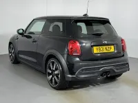 Used Mini Cooper S Exclusive 176 HP (129 kW) 2021 Black Hatchback