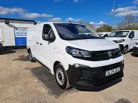 Gebraucht Vauxhall Vivaro 2024 Weiß Van / Kleinbus