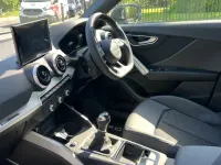 Używany Audi Q2 Black Edition 116 KM (85 kW) 2026 Biały SUV