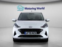 Used Hyundai i10 Premium 84 HP (61 kW) 2020 White Hatchback