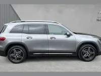 Begagnad Mercedes GLB200 Executive 161 HK (118 kW) 2023 Grå SUV