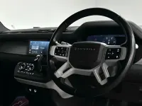 Begagnad Land Rover Defender 200 HK (147 kW) 2021 Grå SUV