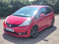 Used Honda Jazz SI 99 HP (72 kW) 2014 Red Hatchback
