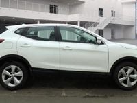 Used Nissan Qashqai Acenta Premium 160 HP (117 kW) 2019 White SUV