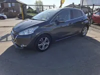 Used Peugeot 208 Allure 82 HP (60 kW) 2014 Grey Hatchback