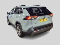 Used Toyota RAV4 Design 218 HP (160 kW) 2020 Green SUV