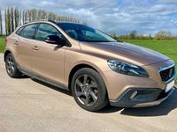 Used Volvo V40 CC 115 HP (84 kW) 2014 Estate