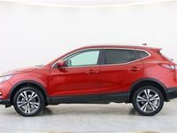 used Nissan Qashqai 1.3 DIG-T N-CONNECTA 5d 140 BHP