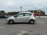 Begagnad Ford Fiesta 96 HK (70 kW) 2010 Silver Halvkombi