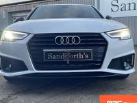 Used Audi A4 Black Edition 150 HP (110 kW) 2019 White Estate