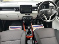 Used Suzuki Ignis SZ-T 90 HP (66 kW) 2019 White SUV