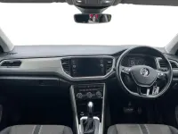 Used VW T-Roc Design 150 HP (110 kW) 2020 Yellow SUV