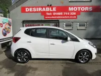 Używany Hyundai i20 SE 2018 Biały Minivan