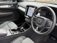 Used Volvo XC40 Plus 197 HP (144 kW) 2023 Blue SUV
