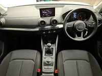 Used Audi Q2 Sport 116 HP (85 kW) 2018 White SUV