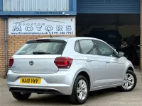 Used VW Polo SE 93 HP (68 kW) 2018 Silver Hatchback