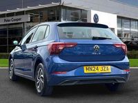 Used VW Polo Life 95 HP (69 kW) 2024 Blue Hatchback