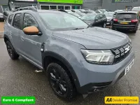 Usado Dacia Duster Extreme 2023 Cinzento Citadino