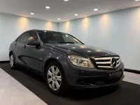 Usado Mercedes C180 Executive 156 HP (114 kW) 2010 Cinzento Sedan