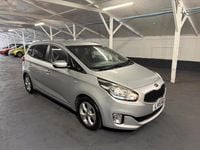 Used Kia Carens 133 HP (97 kW) 2015 Silver MPV