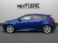 Begagnad Ford Focus ST 2016 Blå Halvkombi