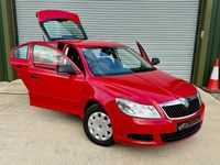 Używany Skoda Octavia 2012 Czerwony Hatchback