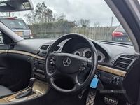 used Mercedes E320 E-Class SaloonCDI Sport 4d Tip Auto (06)