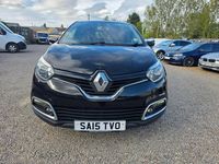 Usado Renault Captur Dynamique 90 HP (66 kW) 2015 Preto SUV