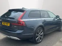 Used Volvo V90 235 HP (172 kW) 2021 Blue Estate