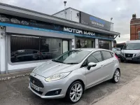 Used Ford Fiesta Titanium 125 HP (91 kW) 2016 Silver Hatchback