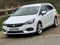 Used Vauxhall Astra SRi 145 HP (106 kW) 2021 White Estate