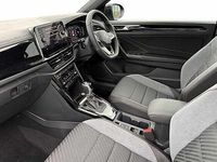 New VW T-Roc R-line 150 HP (110 kW) 2025 Deep black SUV