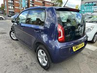 Używany VW up! high up! 75 KM (55 kW) 2015 Niebieski Hatchback