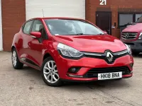 Used Renault Clio IV Dynamique 2018 Red Hatchback