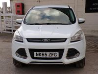 Begagnad Ford Kuga Zetec 2015 Vit SUV