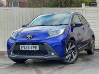 Usado Toyota Aygo X 72 HP (52 kW) 2022 Azul SUV