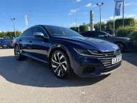 Begagnad VW Arteon R-line 190 HK (139 kW) 2019 Blå Halvkombi