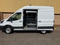 Usado Ford Transit 130 HP (95 kW) 2018 Branco Van